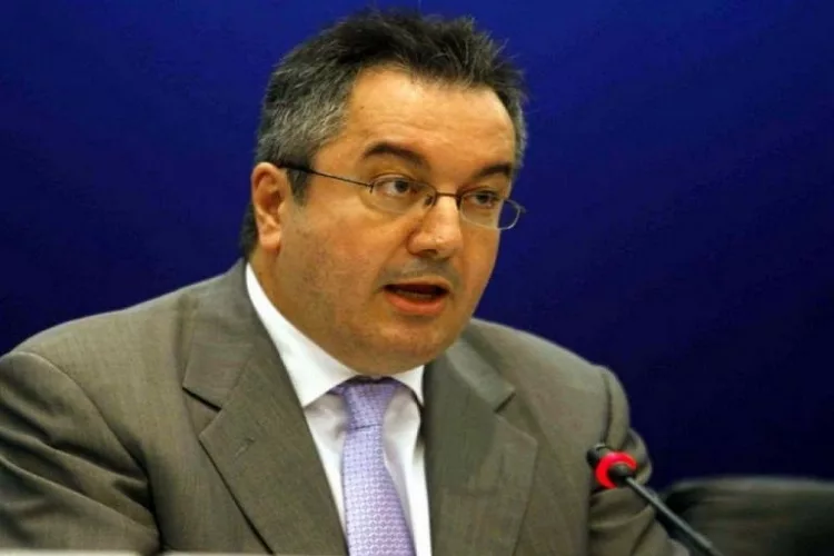 Μόσιαλος: «Ποιες είναι οι παγίδες που κρύβουν τα self tests»