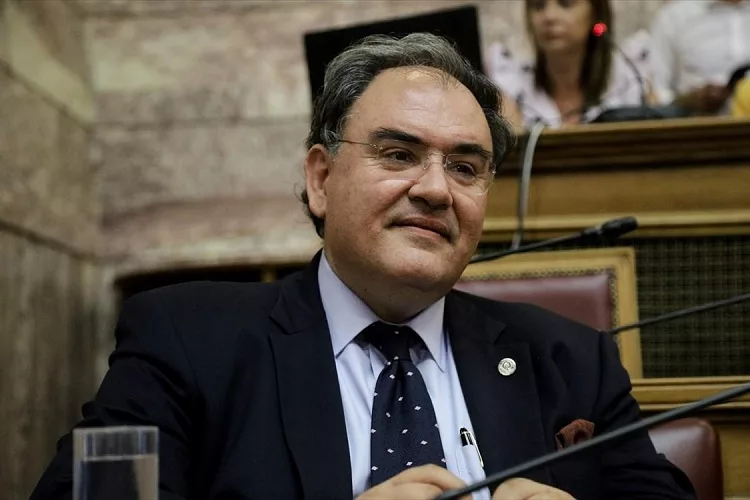 Δ. Σαρηγιάννης: «Μπορεί να φτάσουμε μέχρι 2500 κρούσματα» <i class="fa fa-video-camera" aria-hidden="true"></i>