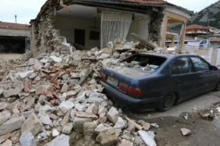 Σεισμός στην Ελασσόνα: Σχεδόν 900 σπίτια κρίθηκαν μη κατοικήσιμα
