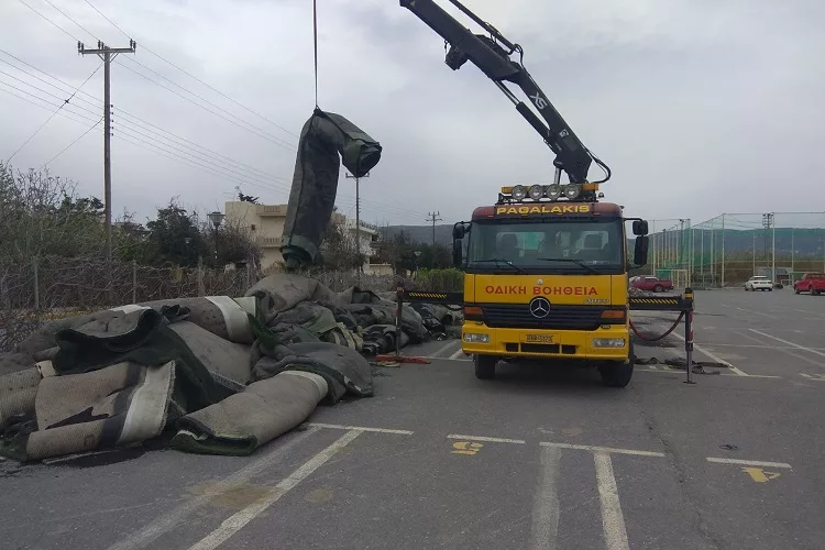 To Candia sport παραχώρησε τον τάπητα στην 11η ΜΚΒ της πολεμικής αεροπορίας