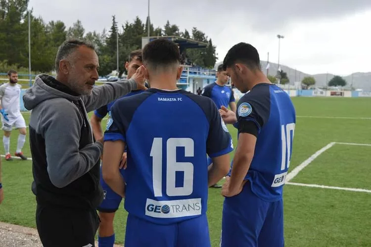 Με πολλές απουσίες, αλλά καλή ψυχολογία στον Άγιο Νικόλαο