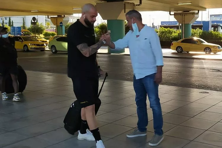 Έρχεται και πιάνει δουλειά ο Σάμι…