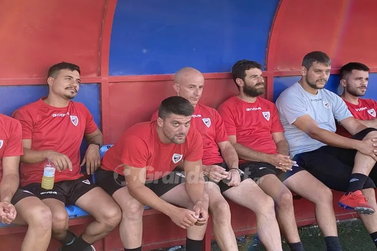 Προπονήθηκε ο Γενιτσαρίδης, ερωτηματικά ενόψει Παλιανής
