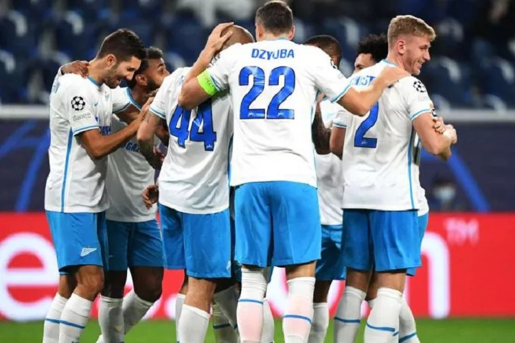 Η… τεσσάρα της Ζενίτ στην Αγία Πετρούπολη <i class="fa fa-video-camera" aria-hidden="true"></i>