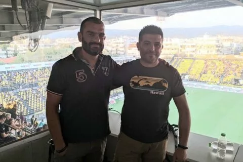 Σε… ιδιαίτερη θέση οι δύο τυχεροί φίλαθλοι του ΟΦΗ!