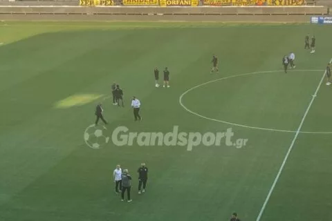 Η πρώτη «βόλτα» των παικτών του ΟΦΗ στον αγωνιστικό χώρο του «Κλεάνθης Βικελίδης»
