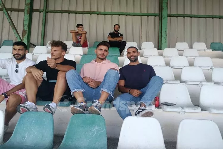 Αρκετός κόσμος στο Ατσαλένιο