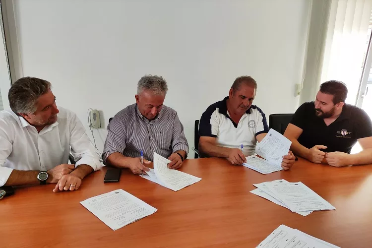 Υπογραφή σύμβασης για νέα δίκτυα ύδρευσης στο Μάραθο!