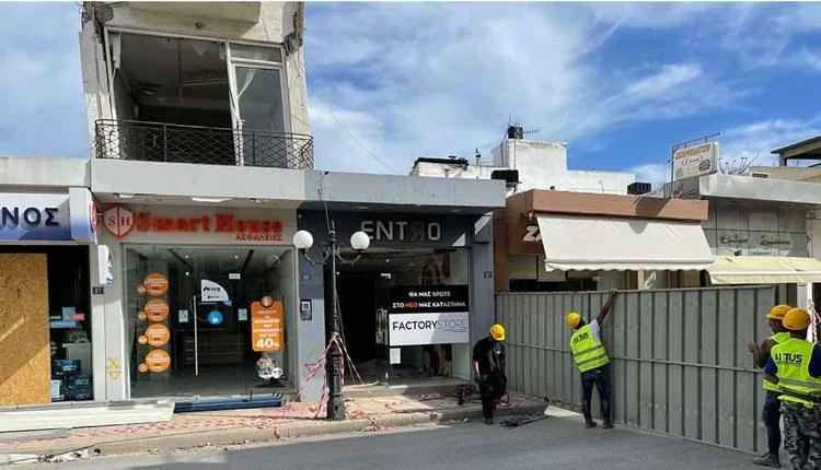 Προχωρούν οι εργασίες κατεδάφισης ετοιμόρροπου κτηρίου στο Αρκαλοχώρι (pics+vid)