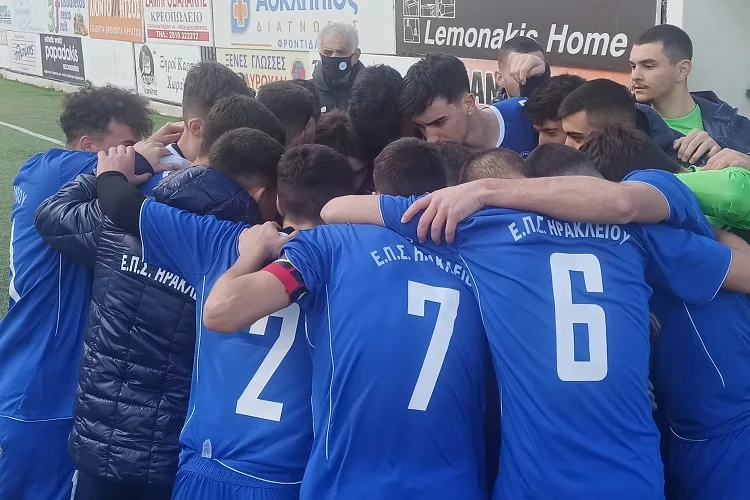 Ευχές της ΕΠΣΗ στον Πακιουφάκη