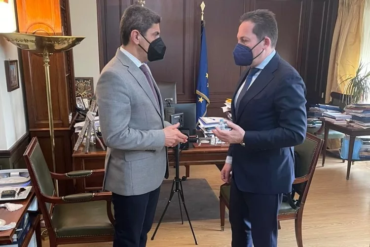 Συνάντηση Αυγενάκη – Πέτσα για το Μητρώο και την αξιοποίηση εργαλείων προς αναβάθμιση αθλητικών  εγκαταστάσεων