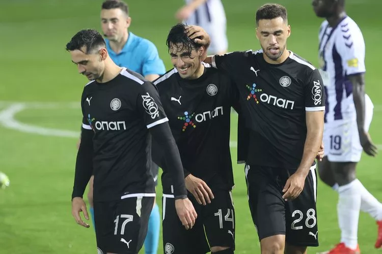 Στα… ραντάρ των Γάλλων ο Βούρος