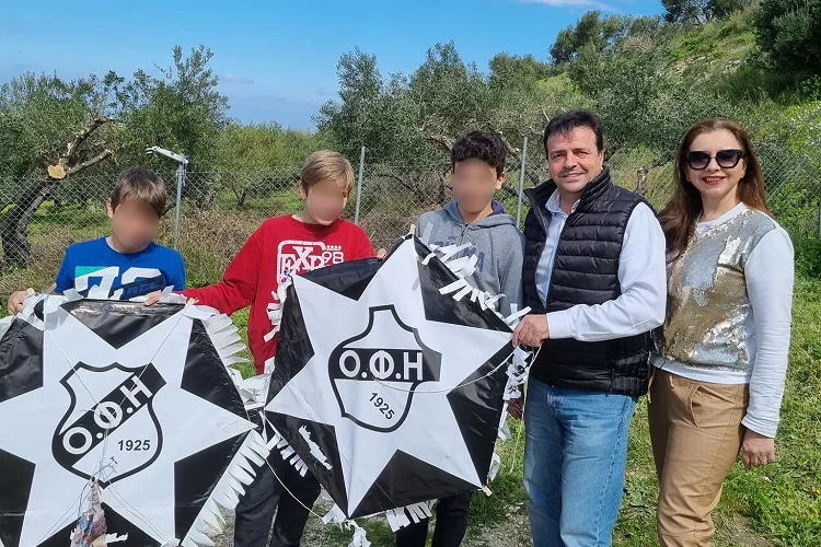 Τα συγχαρητήρια, οι ευχές και ο χαρταετός ΟΦΗ