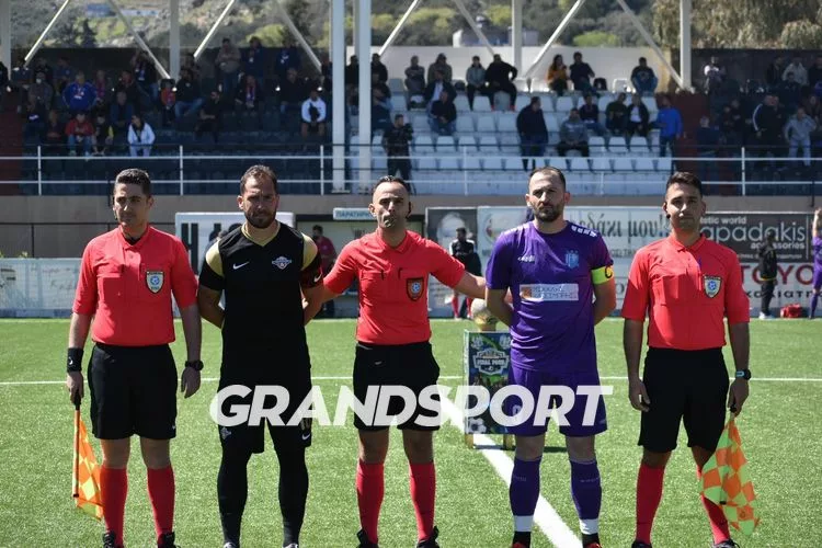 Επεισοδιακός ο πρώτος ημιτελικός, κερδισμένος ο Αλμυρός (pics & vid)