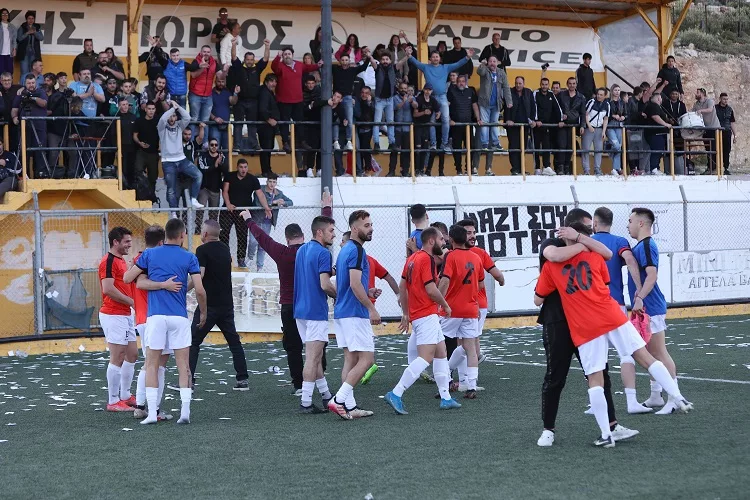 Ο κόσμος ήταν ο… 12ος παίκτης του ΑΟΤ στο «διπλό» τίτλου (vid)