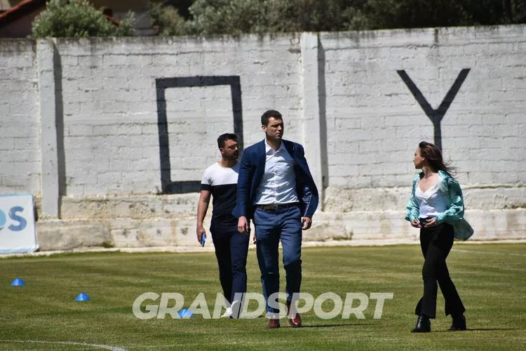 ΑΟΤ-Βύζας Μεγάρων: Πάτησαν… χορτάρι οι διαιτητές του αγώνα