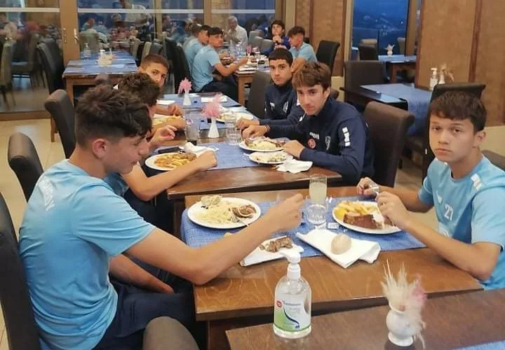 «Ζεστή» φιλοξενία για τη Μικτή Κ15 στο «Filion Suites» (pics)