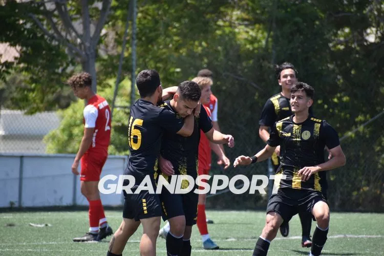 Το φανταστικό γκολ του Δ. Πακιουφάκη! (vid)