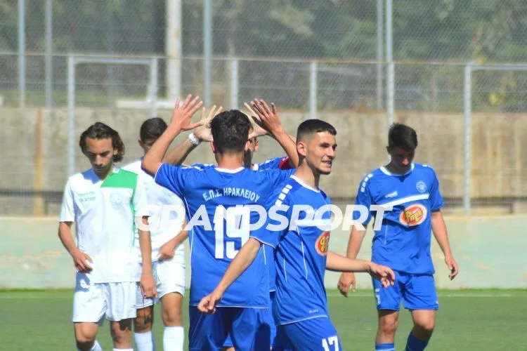 Στιγμές απο τη νίκη-πρόκριση της Κ17 της ΕΠΣΗ κόντρα στην Δωδεκάνησα (pics)