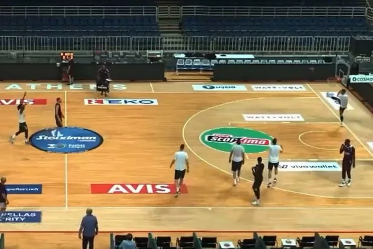 Τι έκανες ρε Νέντοβιτς; Σκόραρε στην προπόνηση με… ποδοσφαιρικό σουτ από τη μία μπασκέτα στην άλλη
