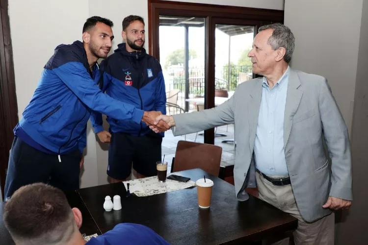 Εθνική Ελλάδας: Επίσκεψη Μπαλτάκου ενόψει του κρίσιμου αγώνα με το Κόσοβο