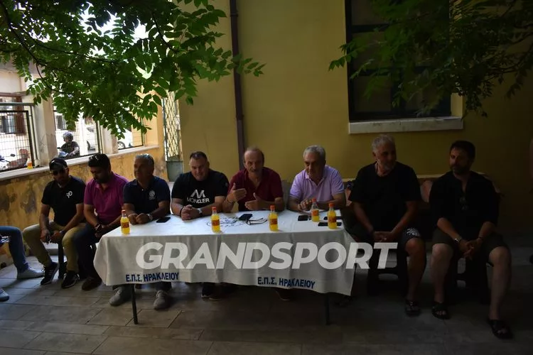 Εποικοδομητική συνάντηση ΕΠΣΗ-σωματείων