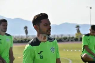 Δοκάρι με τον Γελαδάρη για τον Γιούχτα! (vid)