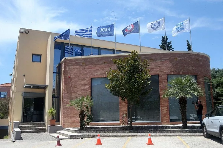 Superleague: Με Ολυμπιακό, ΠΑΟΚ και Μπέο οι εκπρόσωποι στην ΕΠΟ