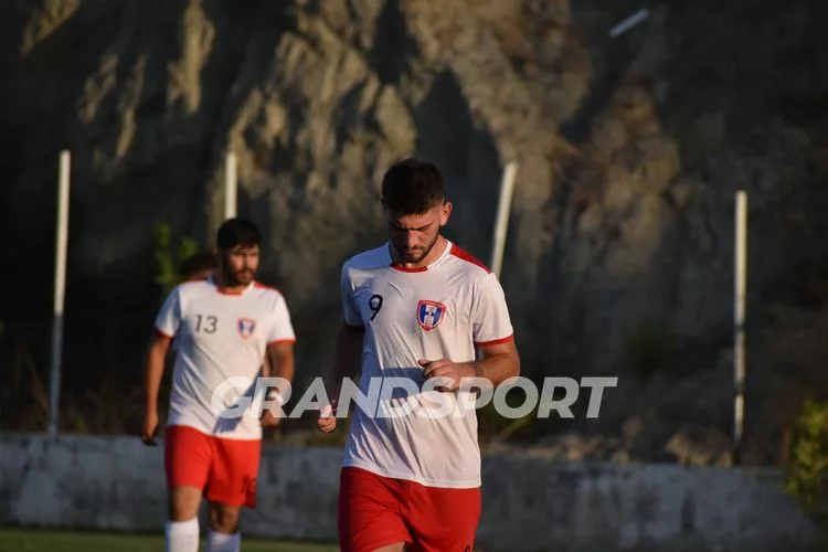 Μοιράστηκαν βαθμούς και εντυπώσεις Μοίρες και Χερσόνησος