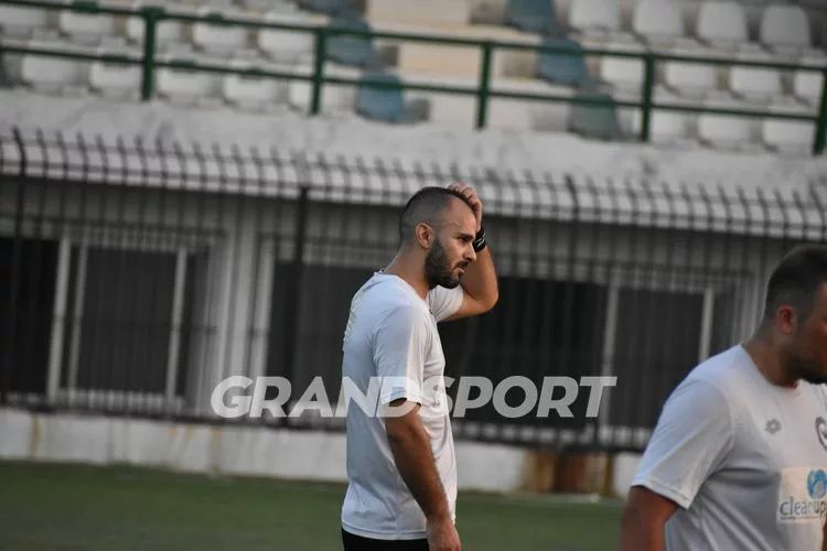 ΕΠΣΗ: Στον «αέρα» έξι ομάδες για τη συμμετοχή τους στα πρωταθλήματα