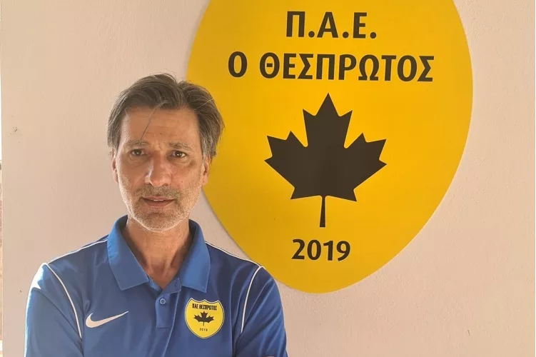 Δίπλα στον Ρότσα ο Π. Μαρινάκης