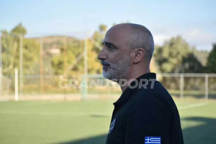 Απ. Παπακώστας: «Από ένα ημίχρονο η κάθε ομάδα – Θα δω το βίντεο για το πέναλτι»