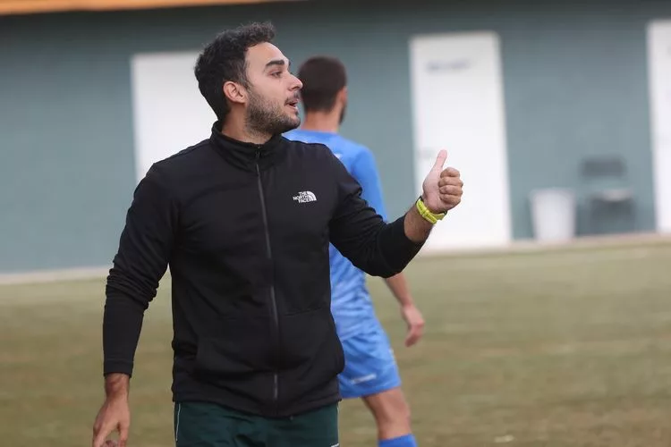 «Κλειδώνει» ο Αλ. Πλουσής για τον πάγκο του ΑΟΑΝ