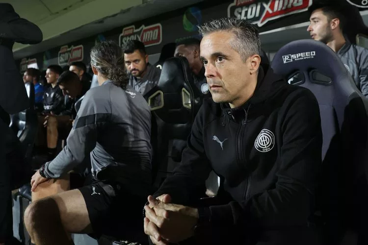 Π. Καραραβέλα: «Πρέπει να ανακάμψουμε, υπάρχει πίεση» (vid)