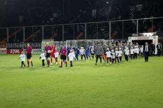 Έντονες αποδοκιμασίες στο «Γεντί Κουλέ» στο ημίχρονο