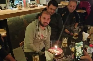 Ασήμι: Τούρτα-έκπληξη στον Στ. Μασέλη! (pic)