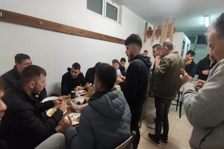 Μπάρπεκιου από τον πρόεδρο στον Ανθεστίωνα