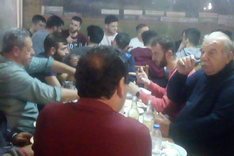 Τραπέζι στις Μοίρες από τον Χρ. Ορφανουδάκη