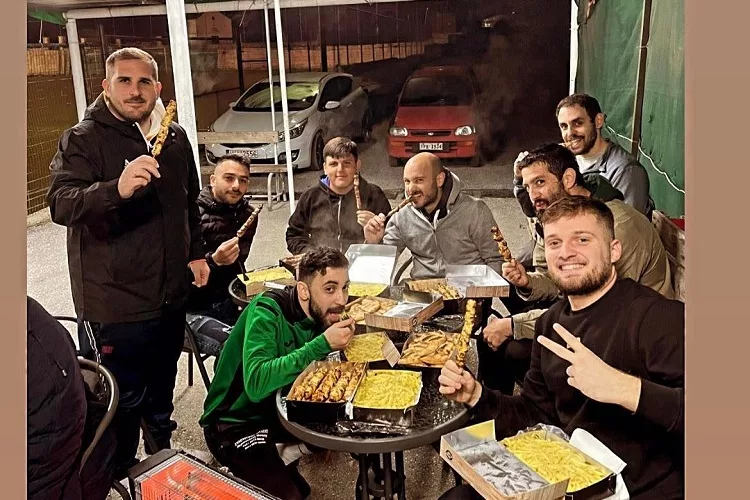 Μπάρμπεκιου μετά την προπόνηση στον Κόροιβο