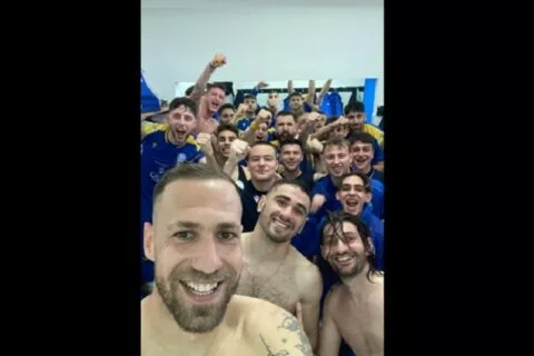 Απόλλων Παραλιμνίου: Η… πανηγυρική selfie στα αποδυτήρια μετά τη πρόκριση