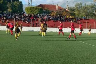 «Χόρεψαν» στην βροχή τα Κανάρια!