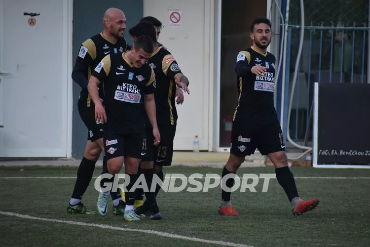 Με τα γνωστά προβλήματα στο ντέρμπι ο Αλμυρός