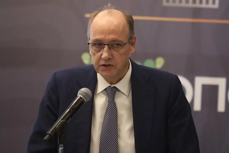 Β. Λιόλιος: «Υπουργέ χαίρομαι για την βοήθεια που δίνετε στον αθλητισμό»