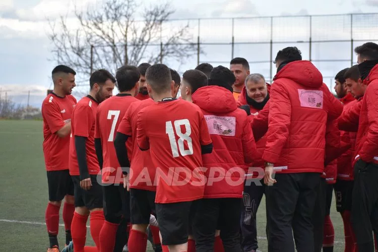 Μινωική: «Συγχαρητήρια στην ομάδα για τη νίκη»