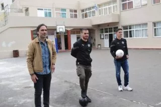 Μήνυμα κατά του bulling στην επίσκεψη του ΟΦΗ στο «Ανωγειανόν» (vid)