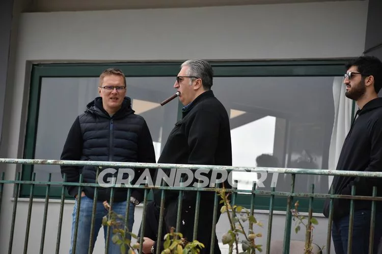 Νταμπράουσκας και Μπούσης παρακολούθησαν τον «θρίαμβο» της Κ19