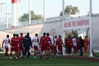 Super League 2: Με -5 και πρόστιμο τιμωρήθηκε ο Ολυμπιακός Β’ για την αποχώρηση με Κηφισιά