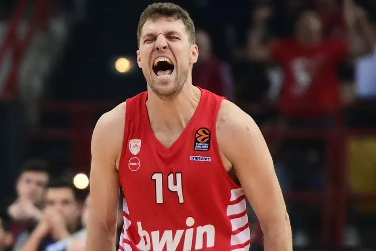 Ολυμπιακός – Παναθηναϊκός 81-73: Αλύγιστος για την πρωτιά και άτρωτος στα ντέρμπι