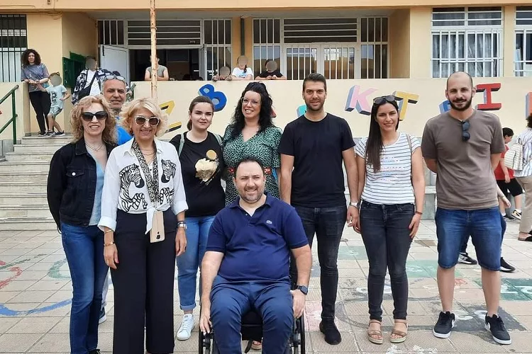 Επισκέφτηκε το 4ο Δημοτικό Σχολείο ο Γιώργος Καπελλάκης! (pics)