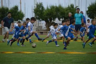 Έκλεισε με παιχνίδι, γκολ και χαμόγελα τη χρονιά η ακαδημία του ΑΟΑΝ!